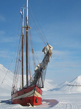 Noorderlicht (Ship in the Ice)