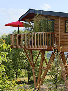 Domaine des Pr s Verts Chambre d hote insolite Bourgogne Hotels