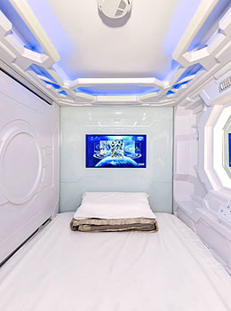 Capsule Hotel