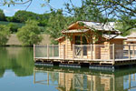 photo cabanes flottantes du lac de pelisse